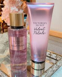 Kit Victoria's Secret Velvet Petals - Creme Hidratante + Body Splash